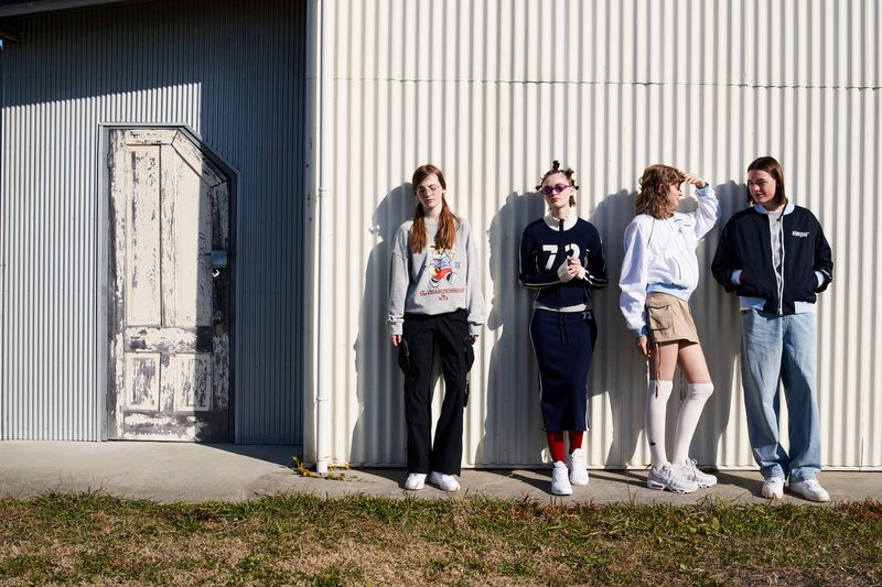 UNI LOGO WAPPEN CROP BLOUSON JACKET [IVORY]