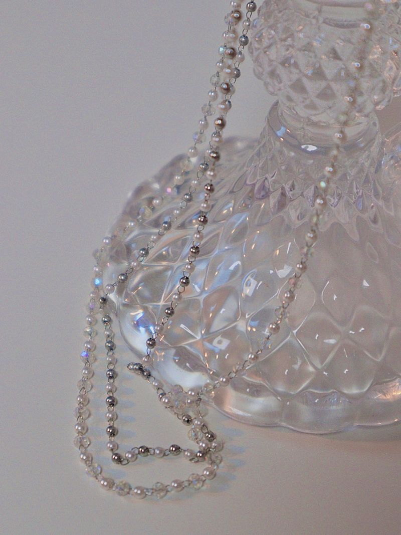 crystal ball pearl choker
