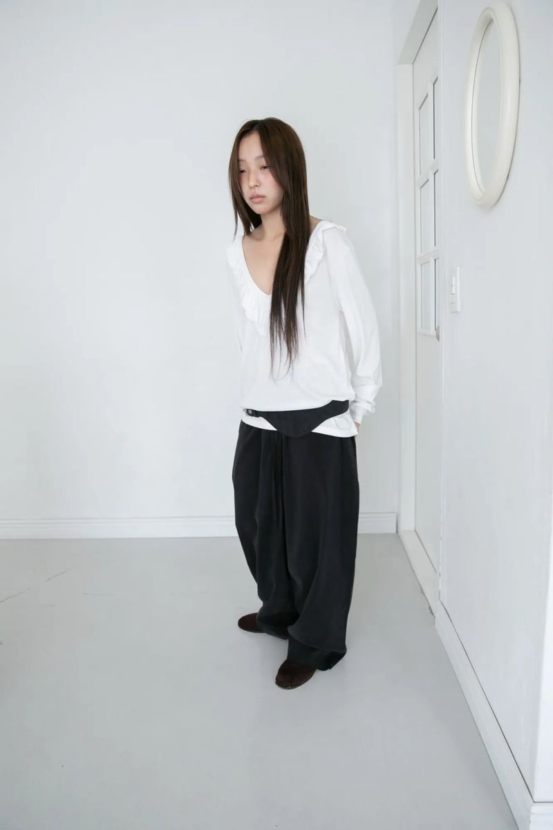 ruffle v-neck loose top(3colors)
