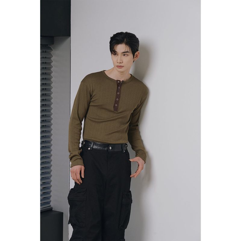 Leather ribbed henry neck long sleeves(Khaki)