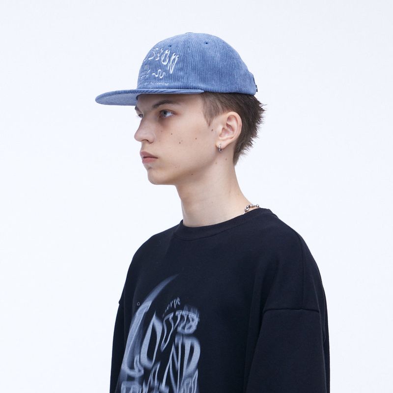 Illusion Corduroy Cap Light Blue