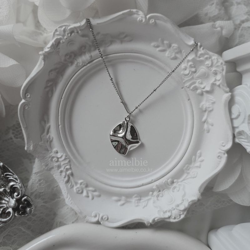Modern Fragment Necklace - Silver