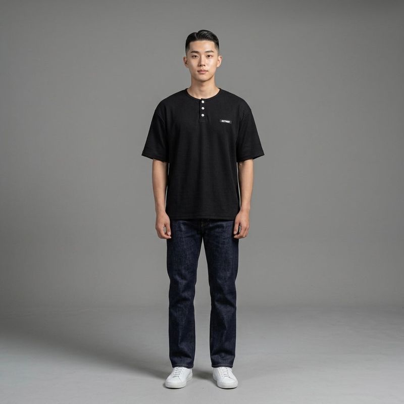 Black Short Sleeve Knit