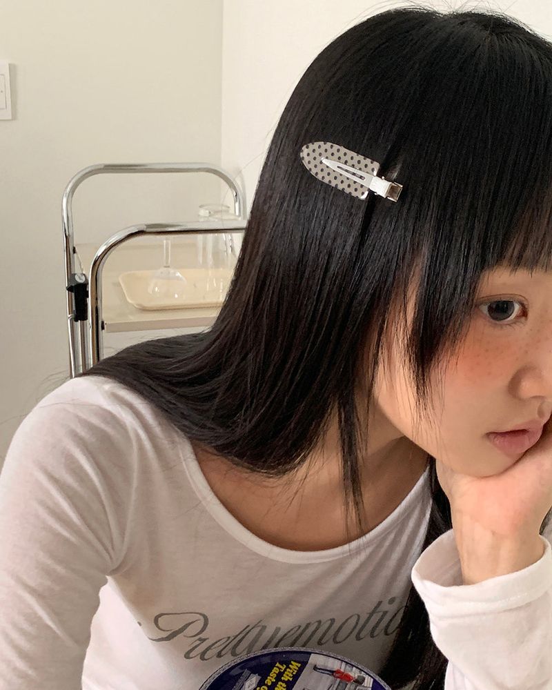 Meroon Dot Hair claw pin