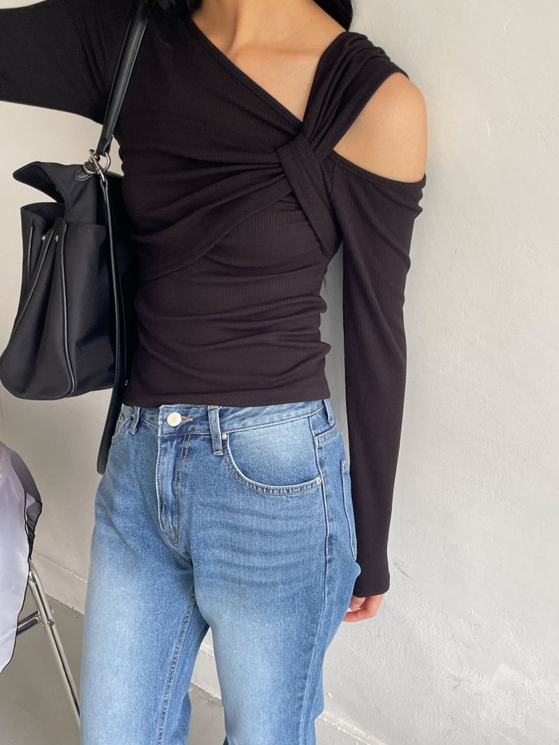 INCHANT ME(インチャントミー)の「Athens Ribbed Slit T-shirt(Tops)」