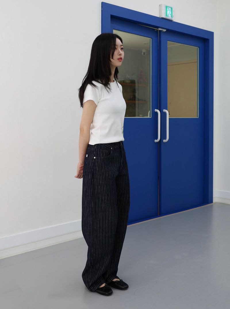 MOOD INDIGO PIN STRIPE CURVED DENIM code 26200