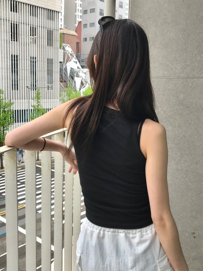 Elodie sleeveless
