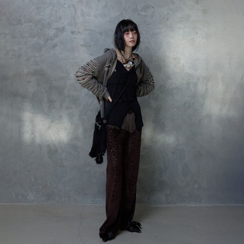 SLASHED CHECK HOODIE: BROWN