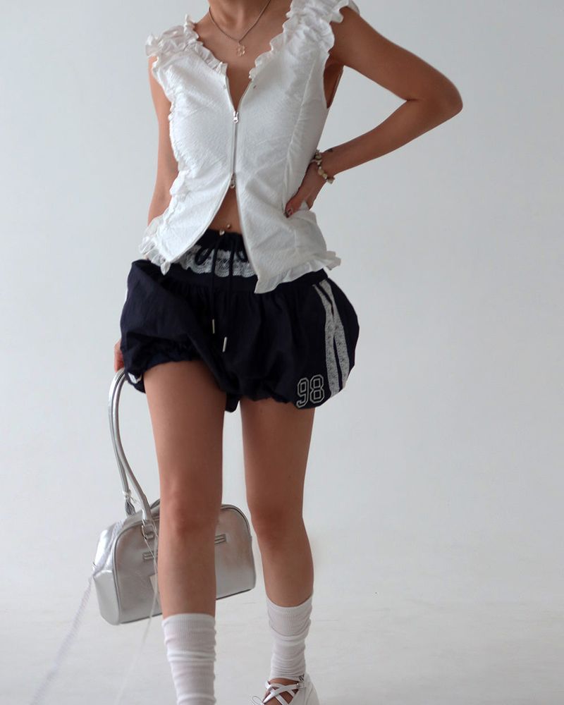 Star Patch Shirring Zip-Up Blouse