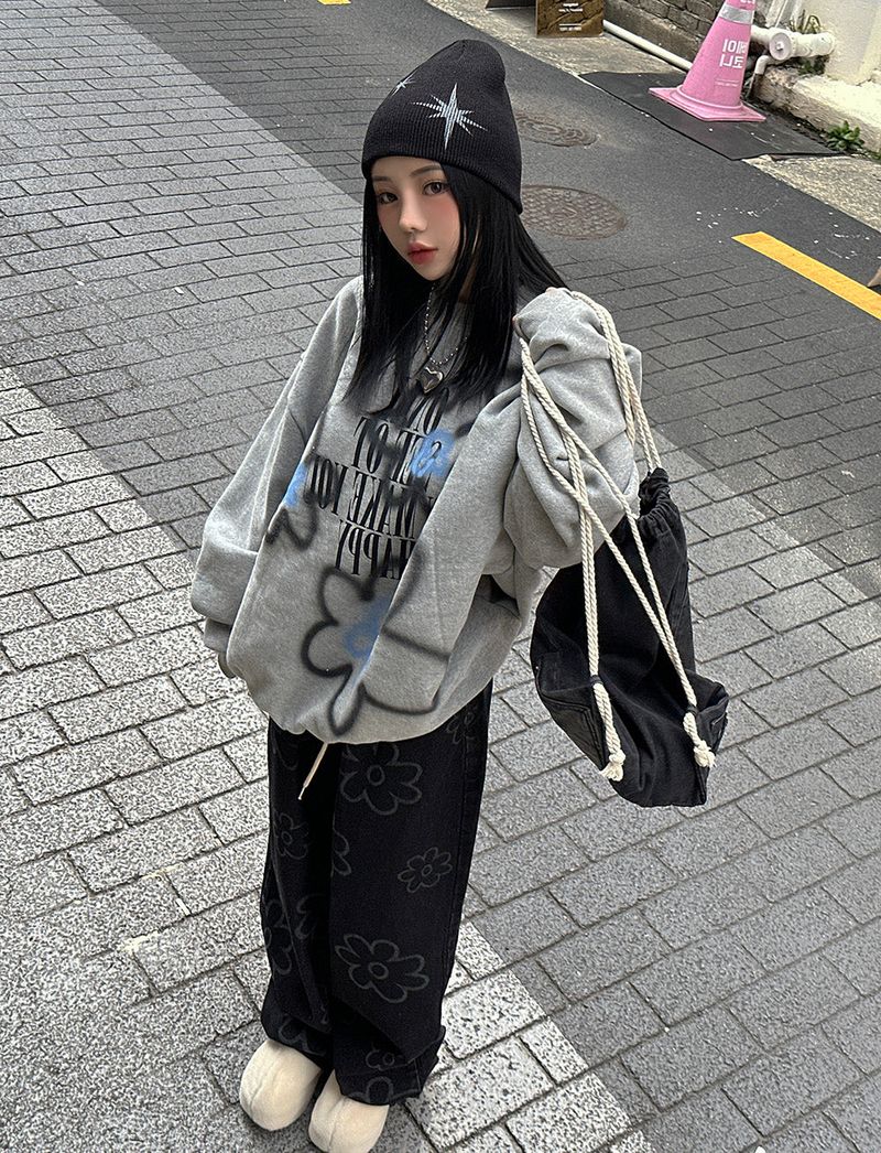 [UNISEX] Wool napping flower oversized fit sweatshirt