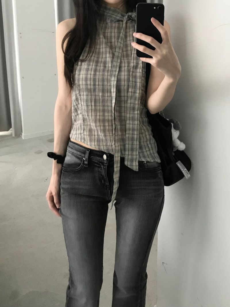 Check halter top (2 colors)