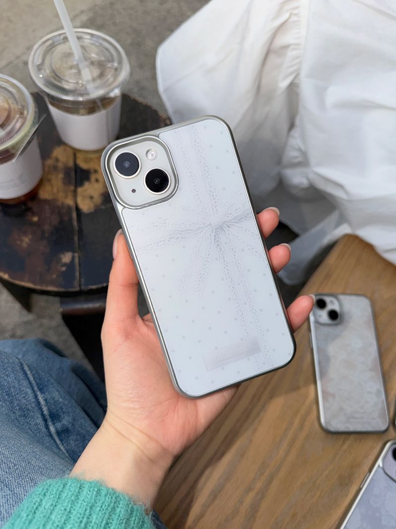 Ribbon Lace Magsafe Silver Glass Bumper Case