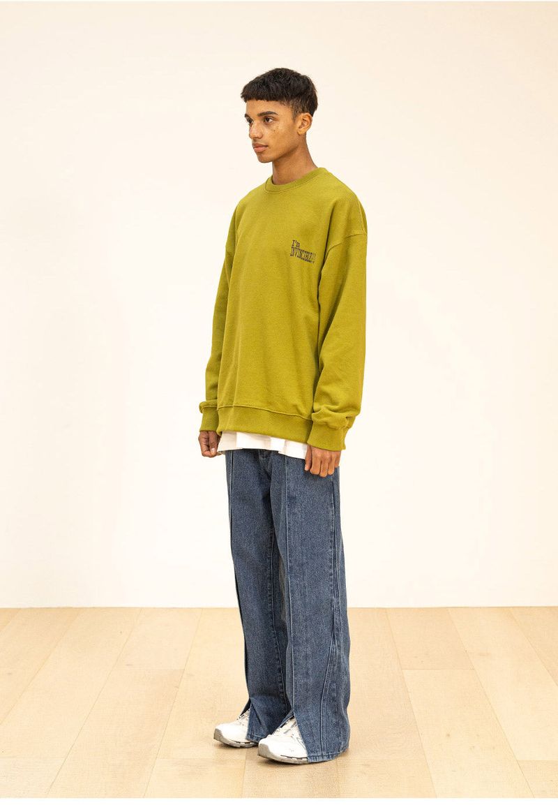 INVINCIBLE OVERSIZED SWEAT SHIRTS