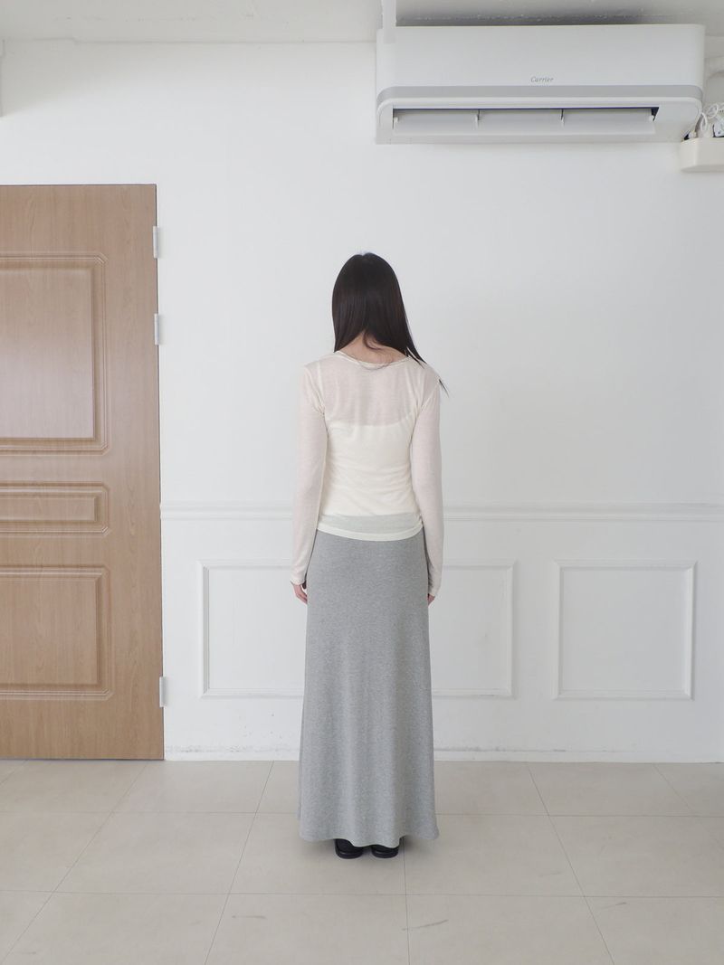 sheer v-neck tee (4c)