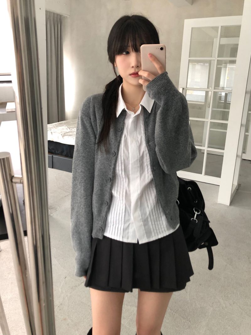 Ray Pintuck Shirt (one color)