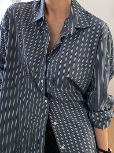 Early Stripe Oversized Shirt / 2 colors