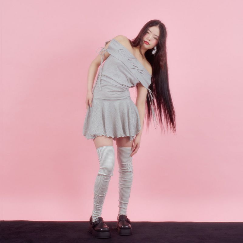 ANGELIC STRIPE DRESS [GRAY]