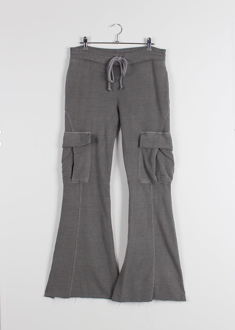 WASHING CARGO BOOTS CUT PANTS