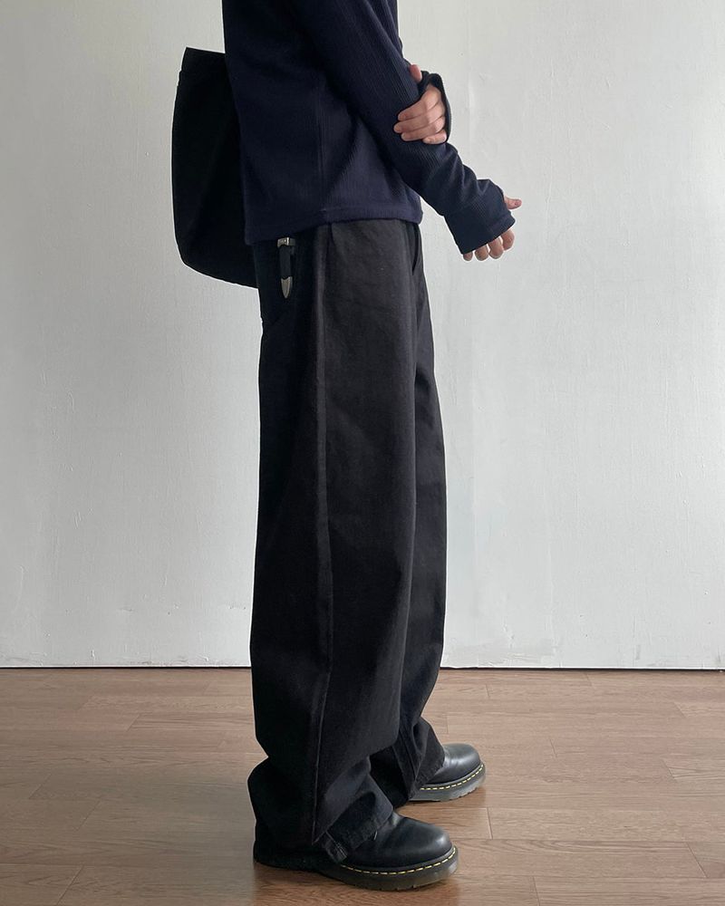 Roam Non-Fade Denim Pants