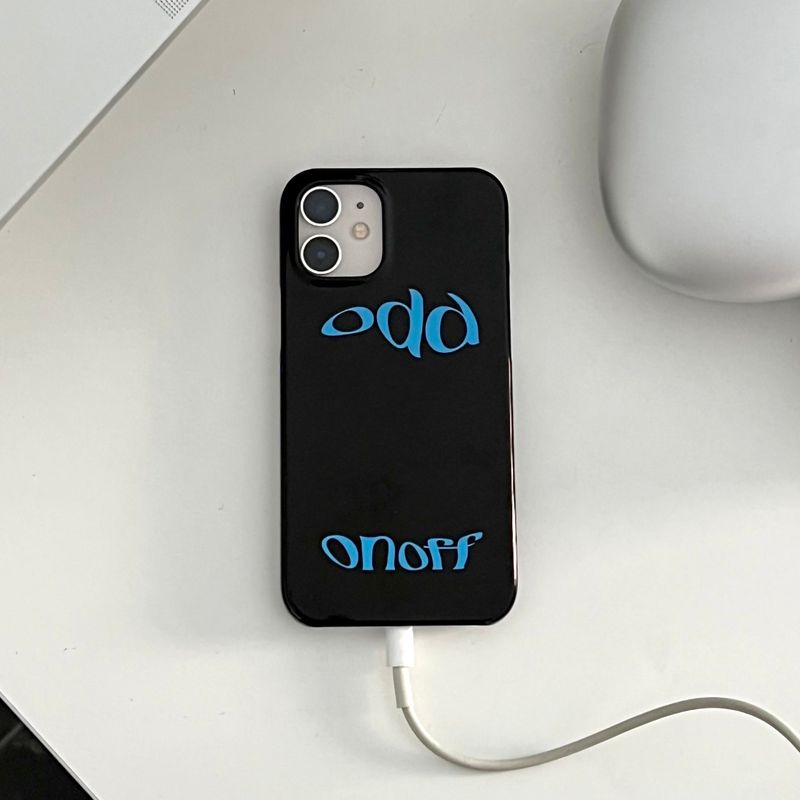 oddonoff（オッドオンオフ）の「Palette Case(Midnight)（Smartphone Accessories）」