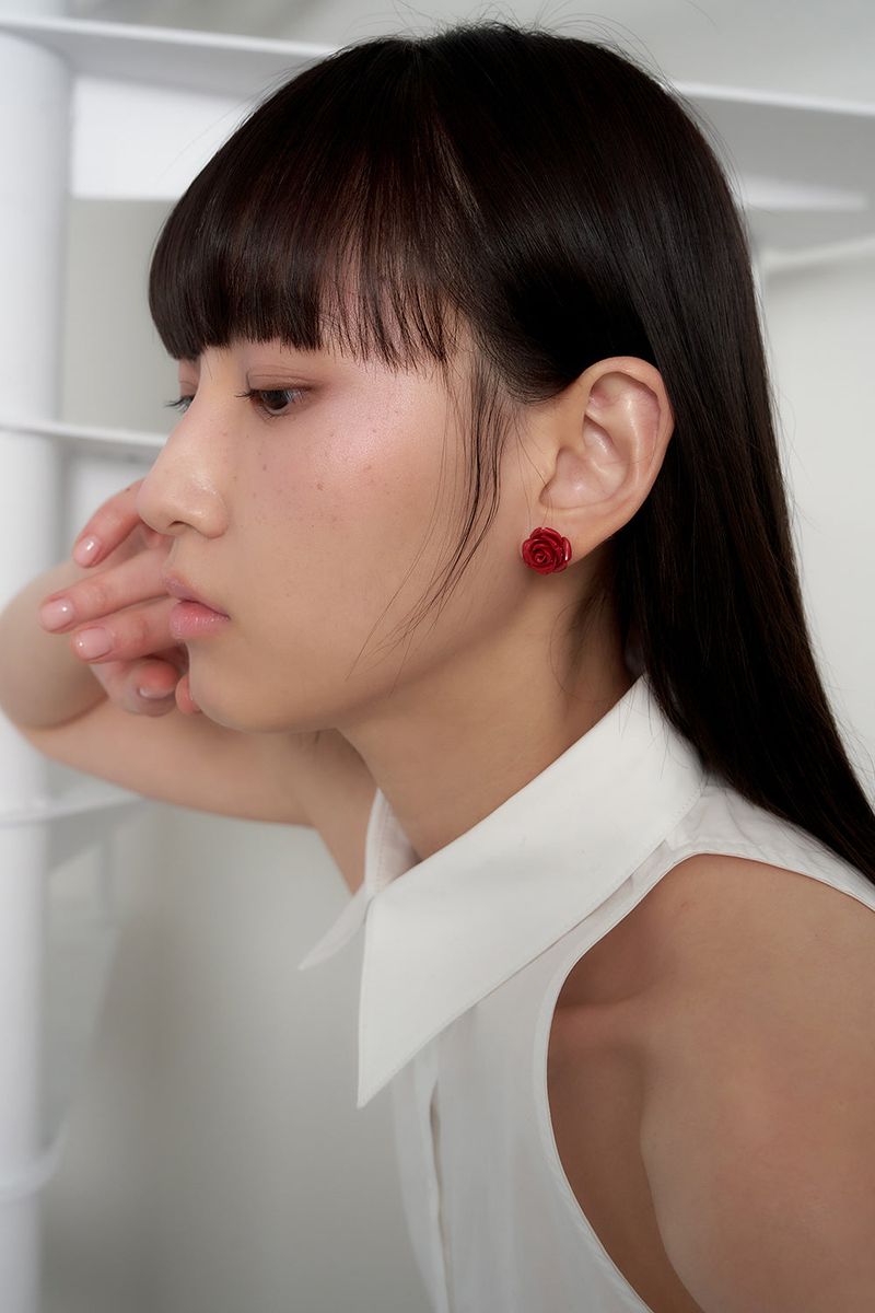 rose formica earring - red