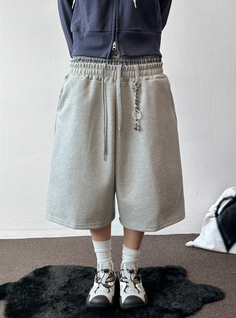 Squarebee Patch Layered Belt Bermuda Shorts 2color