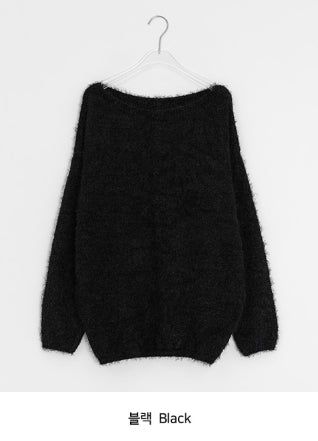 Nayu Hairy Lip Neck Loose Knit