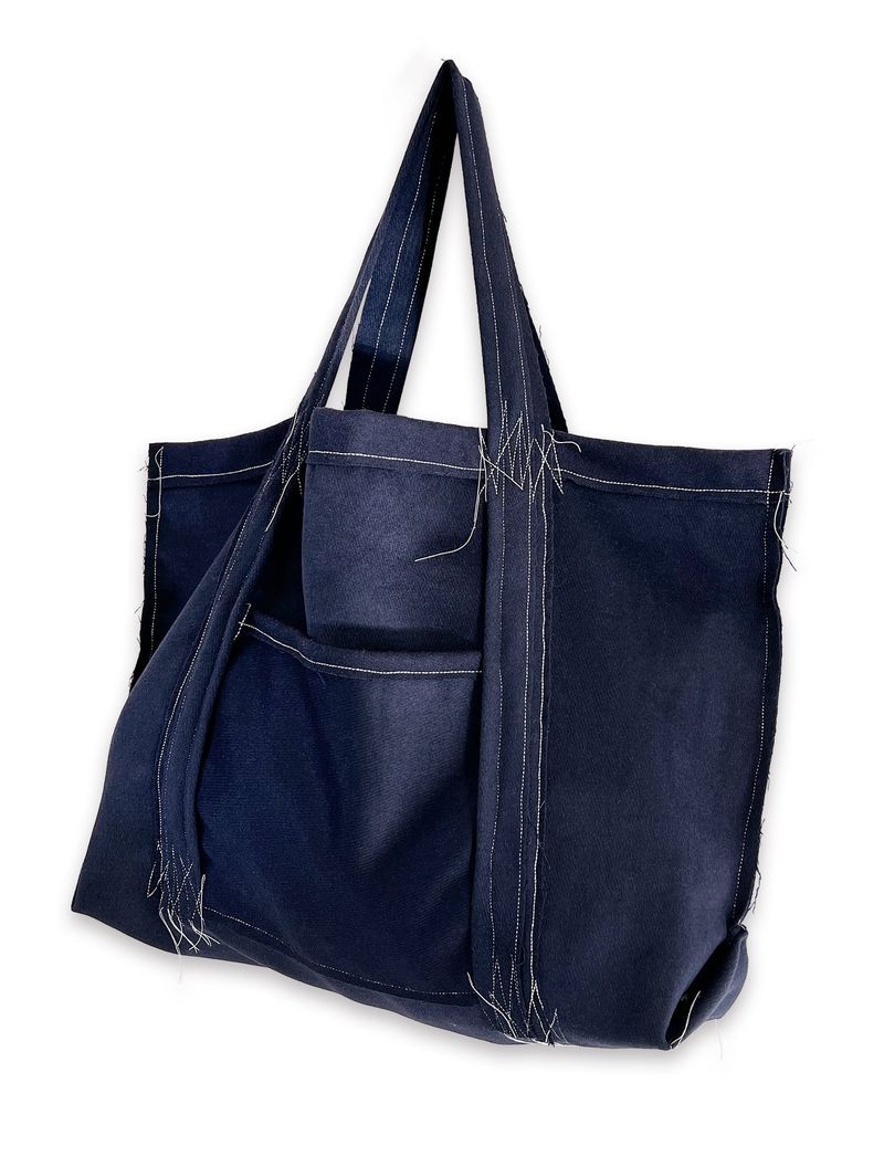 O Logo Drawing Stitch Bag / Navy