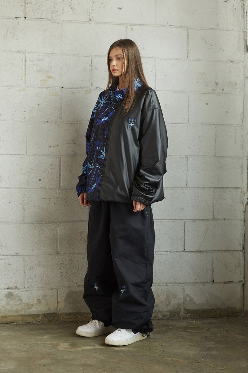 BSR2223FWJK062 J-BLUE FLOWER JACKET BLACK