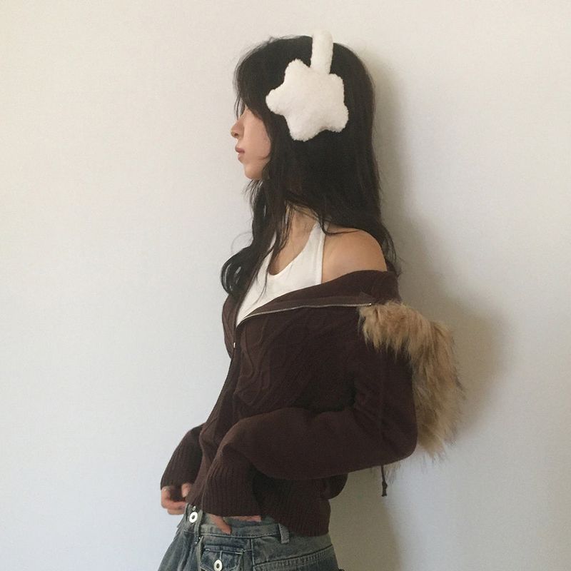 Curvis star fur earplugs