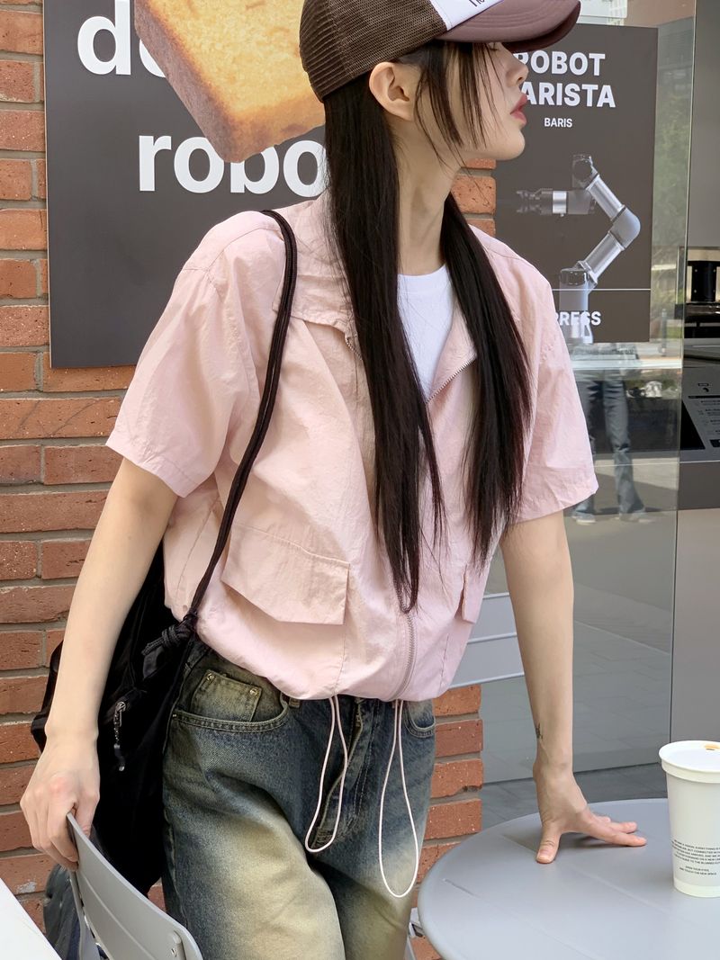 WONDER WONDER（ワンダーワンダー）の「Frean nylon pocket string crop short-sleeved zip-up（Jackets/Outerwear）」