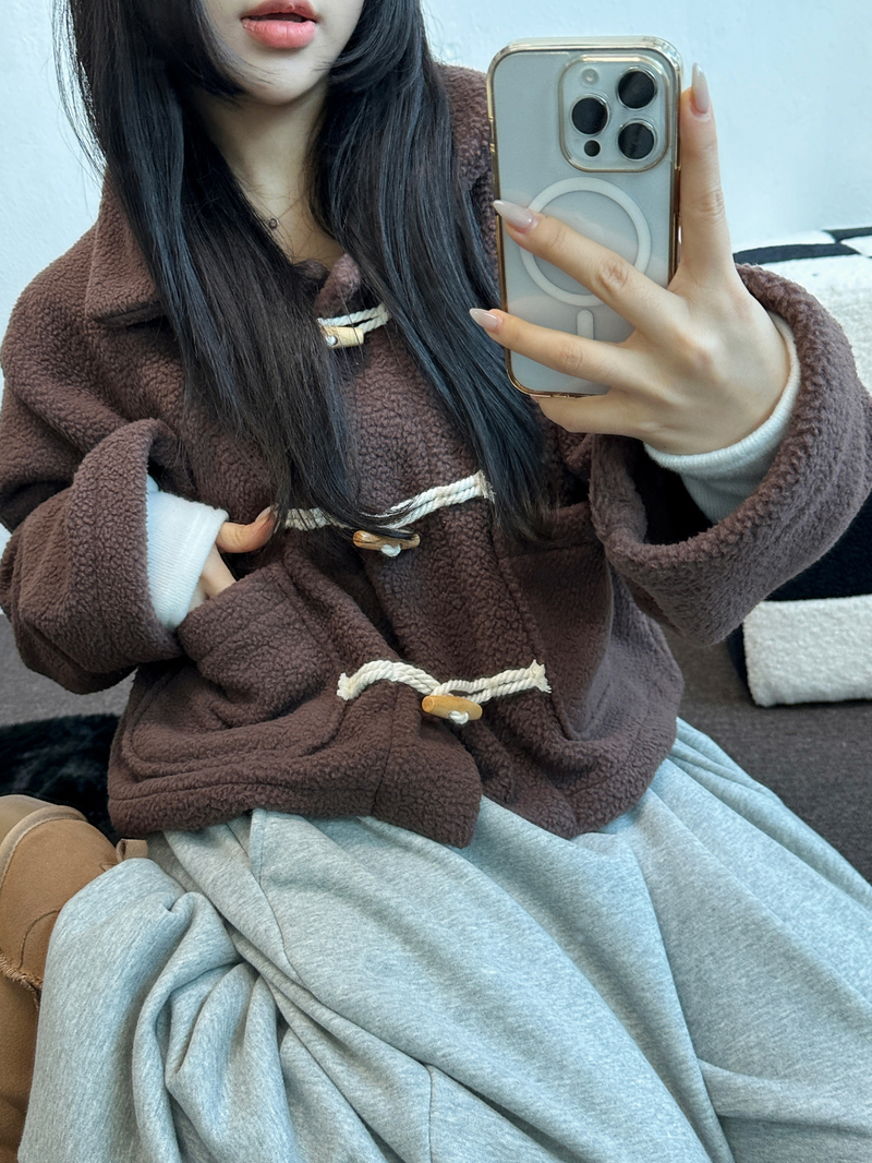 SHEEP FUR SEMI CROPPED TTEOKBOKKI COAT 🤎🤍🧸4COLOR