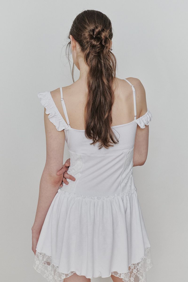 PETAL RUFFLE DRESS white
