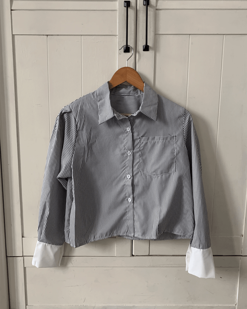 GUSTA（グスタ）の「&U Contrast Stripe Puff Sleeve Collar Shirt（Tops）」