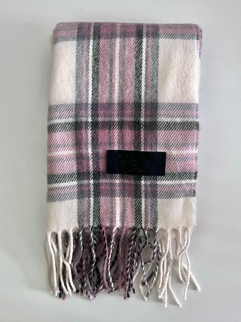 Shiroi muffler