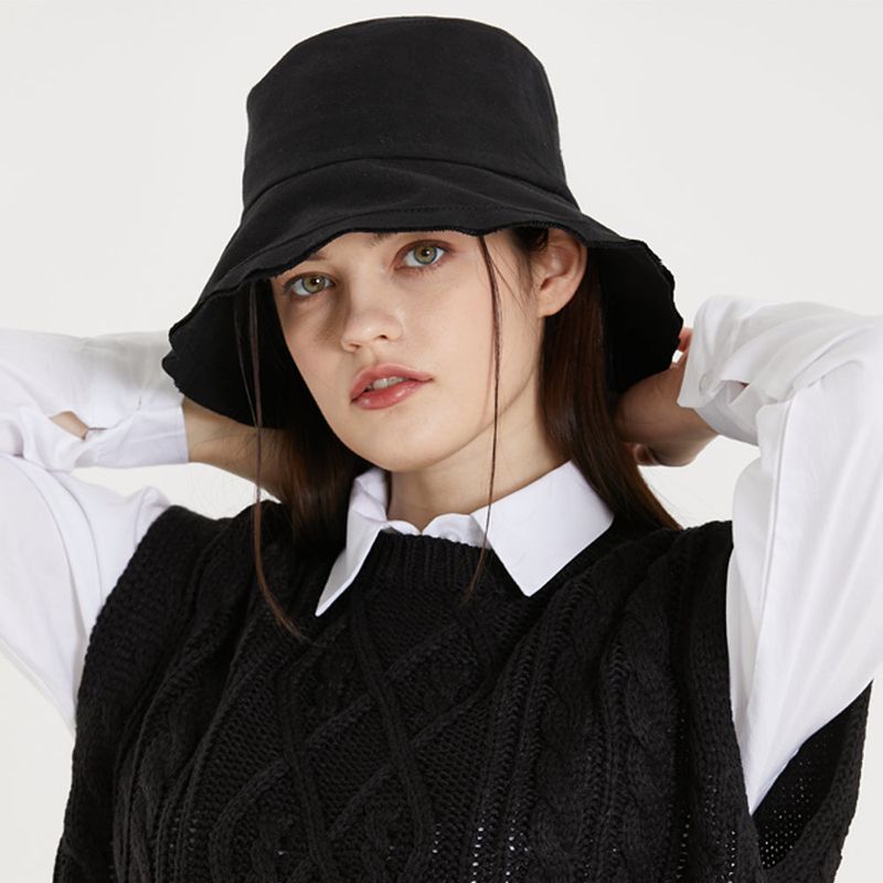 PINK PINEAPPLE(ピンクパイナップル)の「MODERN BUCKET HAT(Hats)」