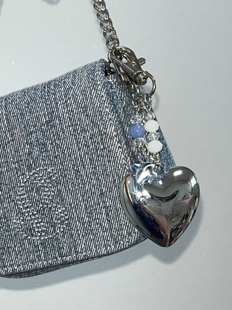 MADE dolphin Keyring