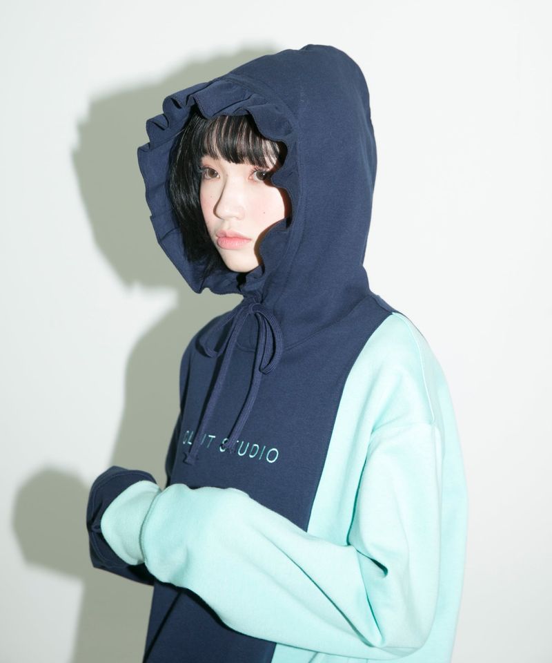 hood ruffle onepiece
