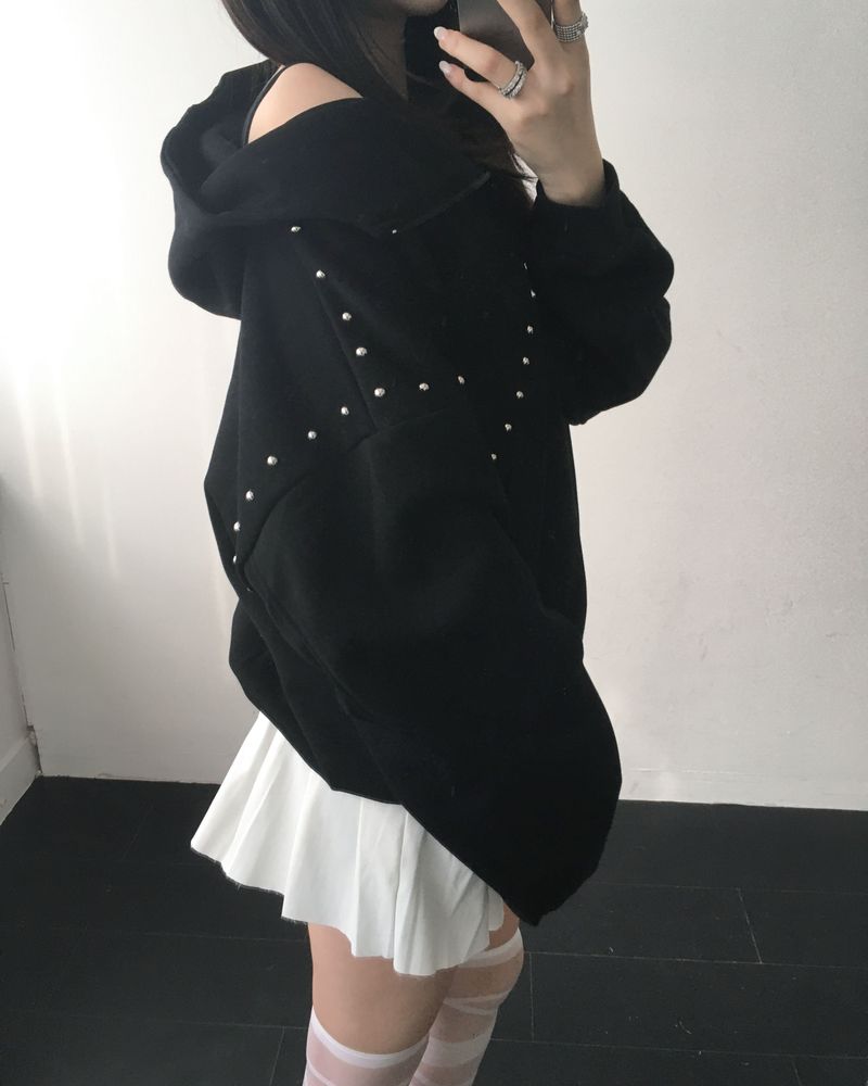 diagonal stud hood jumper