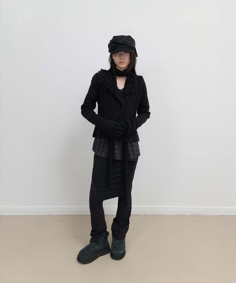 ojos（オホス）の「Tassel Collar Knit Cardigan / Black（Tops）」