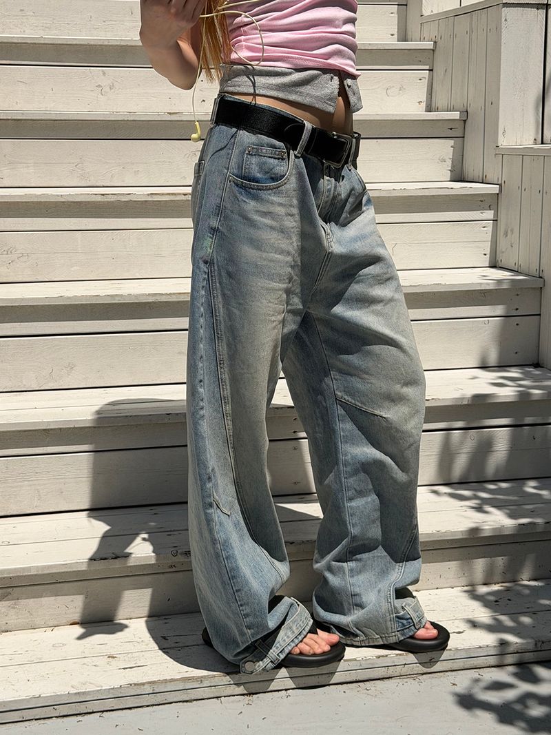 MUZESEOUL（ミューズソウル）の「[Unisex] Curved wide denim pants（Pants）」