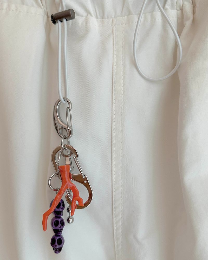 skull branch keyring