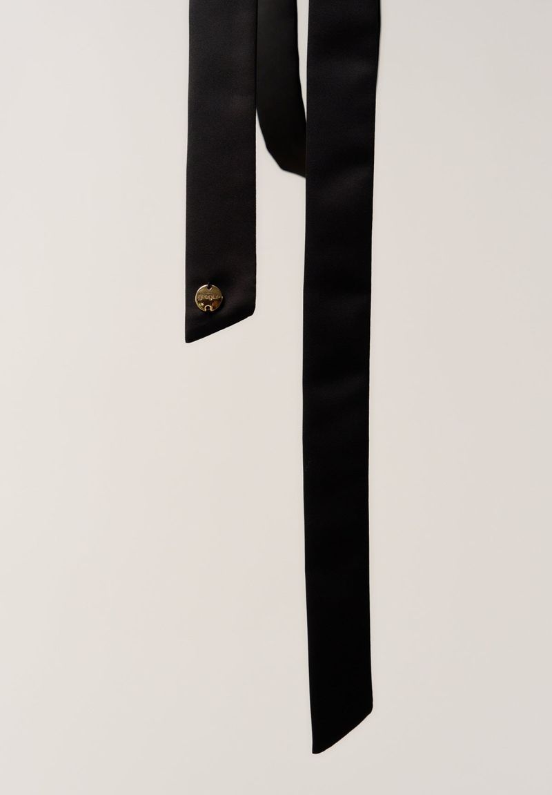 long satin scarf - black