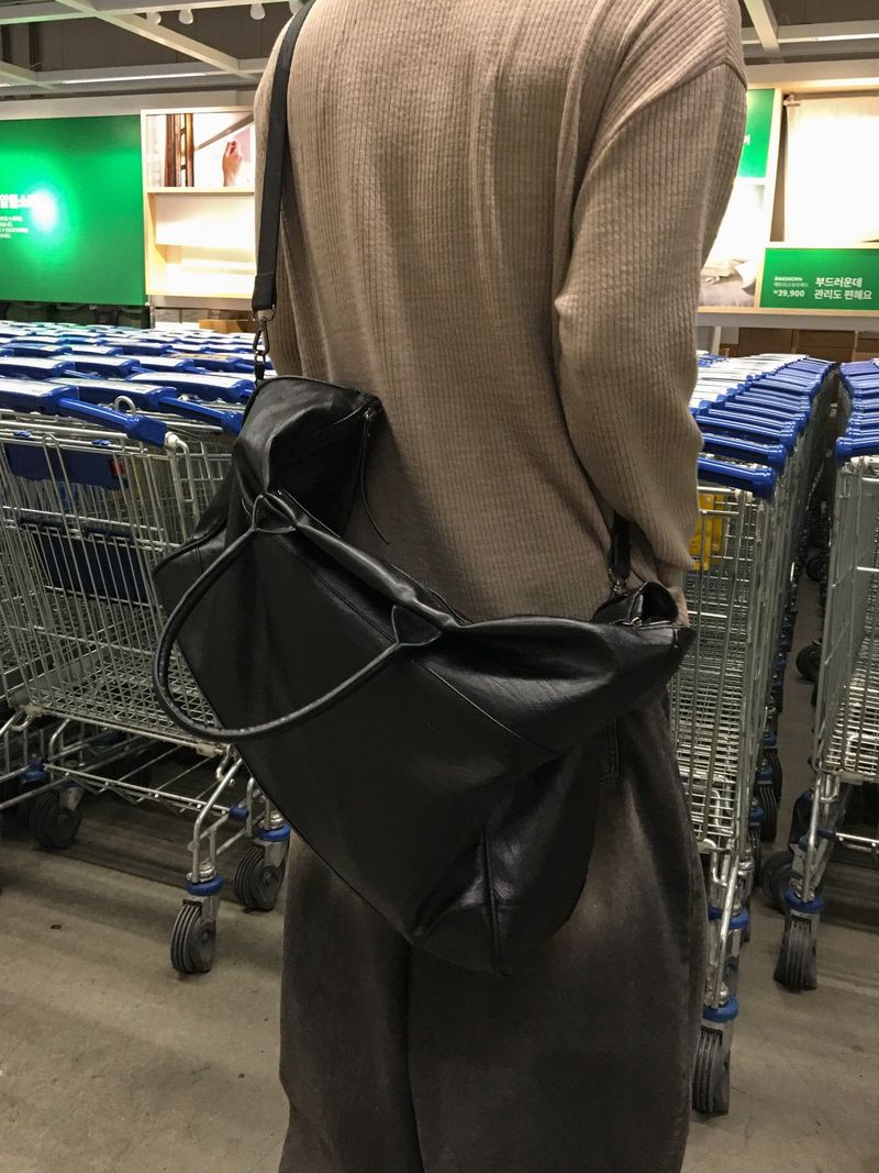 WHAT A LOOK（ワット ア ルック）の「ルックトラベルオーバーボストンバッグ（バッグ）」