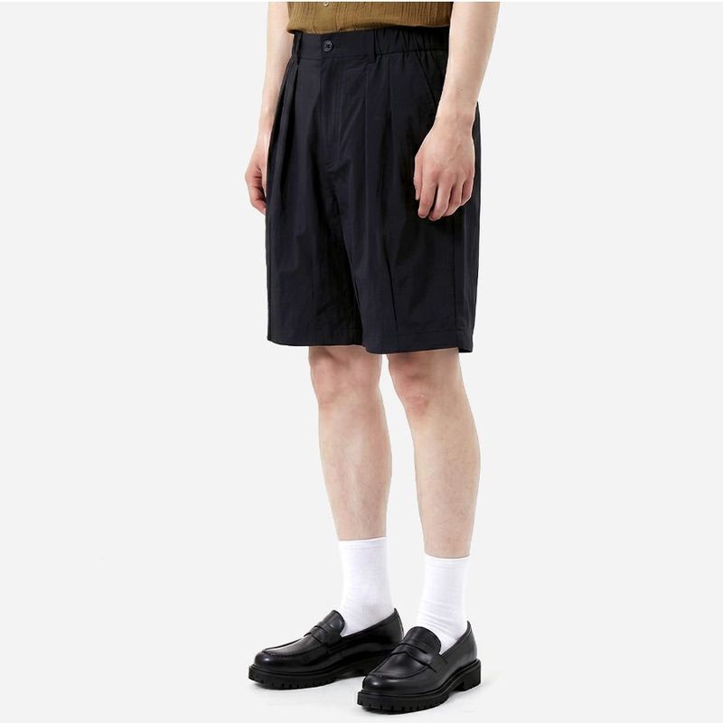 Nylon Stretch Double-Pleat Shorts Black