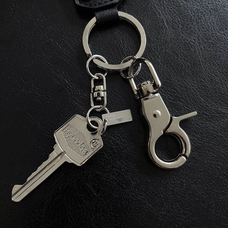 BYATTENTION Leather Keyring (2 colors)