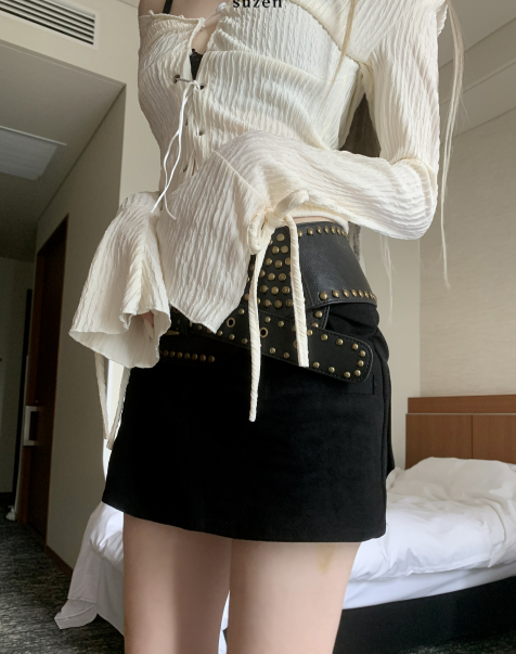 Miina Shirring Ribbon Blouse