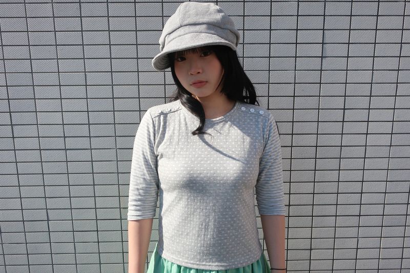 ボタンスリーブTシャツ
