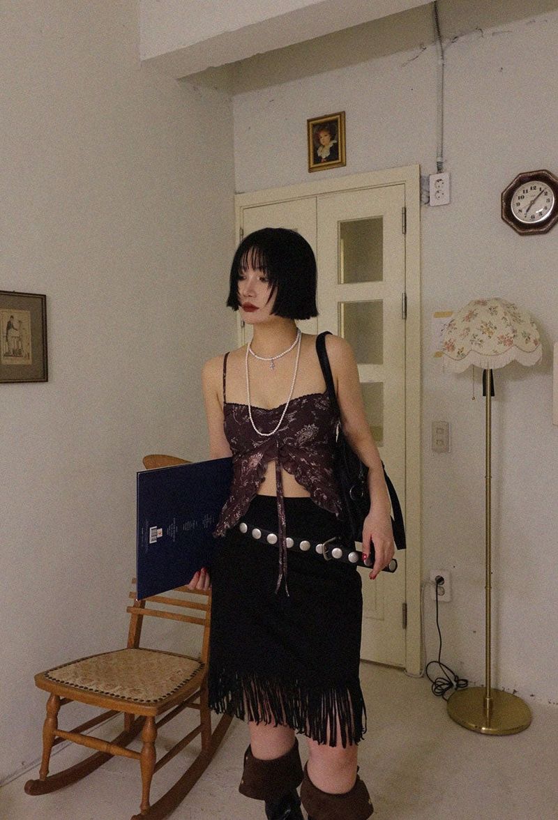 SUEDE FRINGE SKIRT IN BLACK