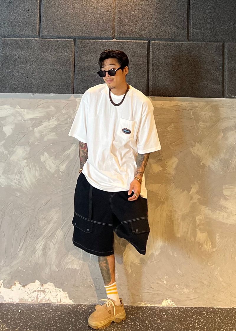 virstyle(ビルスタイル)の「Bermuda shorts with local embroidered belt 3COLOR(Pants)」